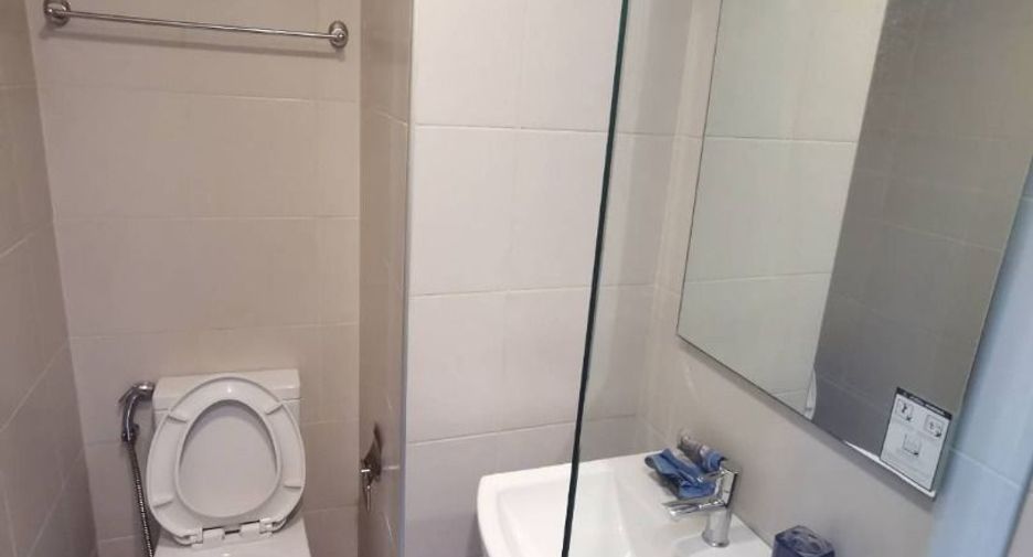 Condo en alquiler de 1 habitaciones en Bang Na, Bangkok