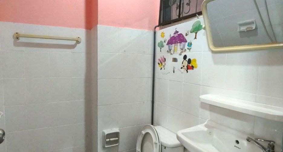 For sale 3 bedrooms townhouse in Bang Bo, Samut Prakan