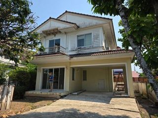 For rent 3 ベッドルーム house in Nong Chok, Bangkok