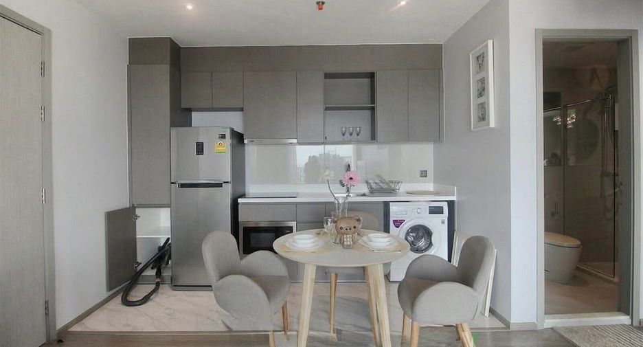 Wohnung zur Miete und zum Kauf mit 2 Zimmer in Watthana, Bangkok