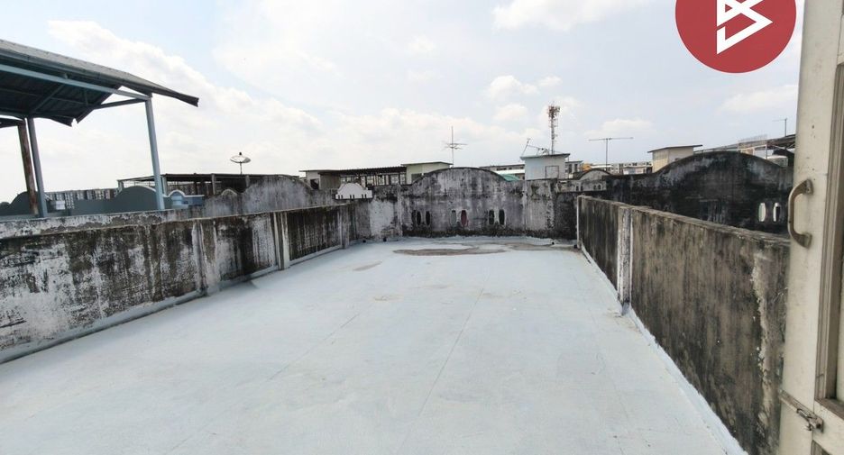 Продажа 1 кровать торговое помещение в Лат Крабанг, Бангкок