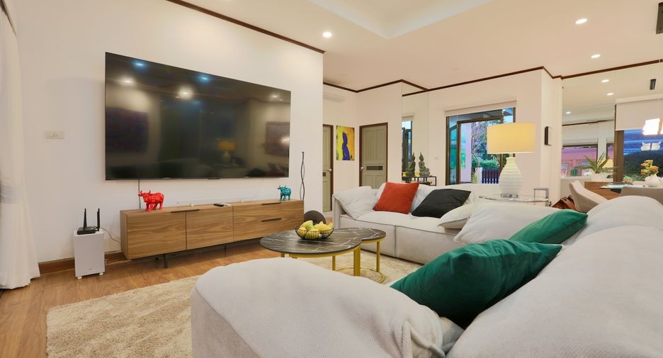 Haus zur Miete mit 3 Zimmer in Sattahip, Chonburi