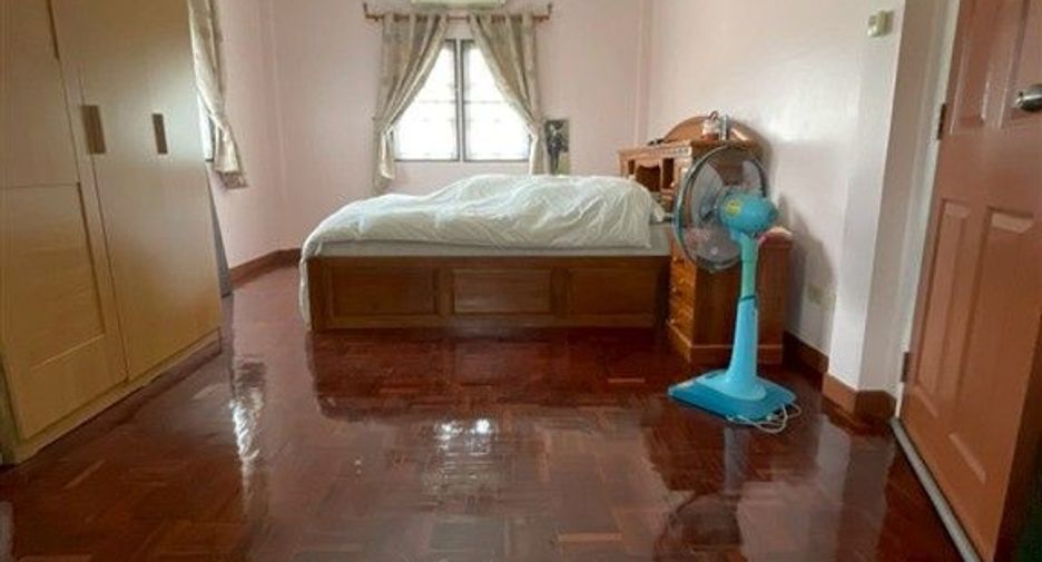 For sale 3 bedrooms house in Min Buri, Bangkok