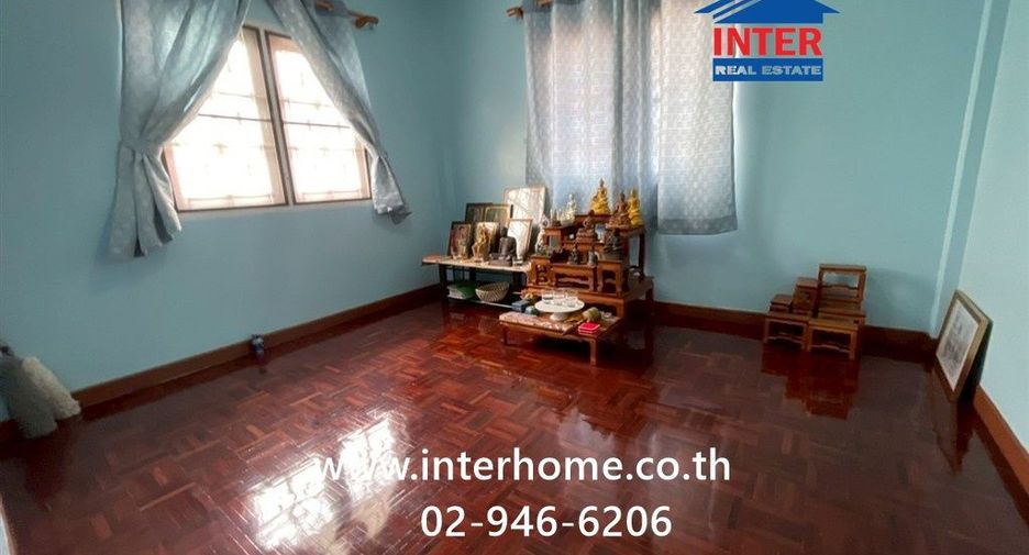 For sale 3 bedrooms house in Min Buri, Bangkok