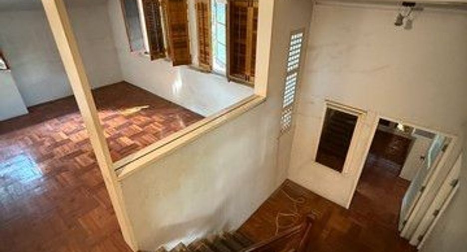 For rent 2 bedrooms house in Wang Thonglang, Bangkok