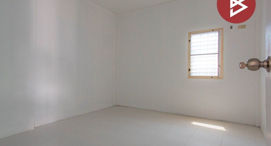 For sale 4 bedrooms house in Mueang Samut Prakan, Samut Prakan