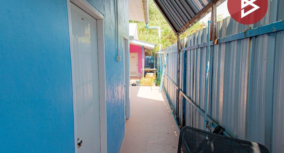 For sale 4 bedrooms house in Mueang Samut Prakan, Samut Prakan