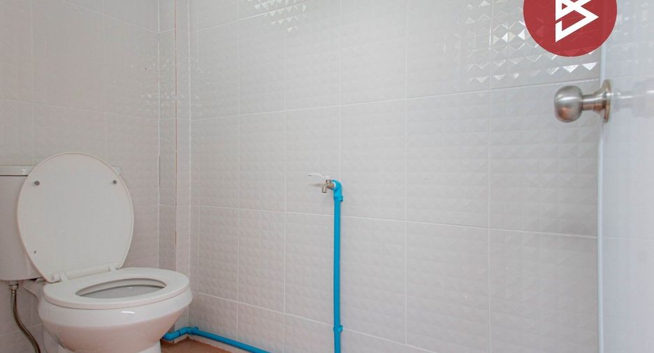 For sale 4 bedrooms house in Mueang Samut Prakan, Samut Prakan