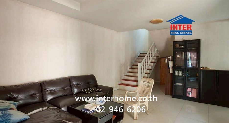Haus zum Kauf mit 3 Zimmer in Mueang Pathum Thani, Pathum Thani