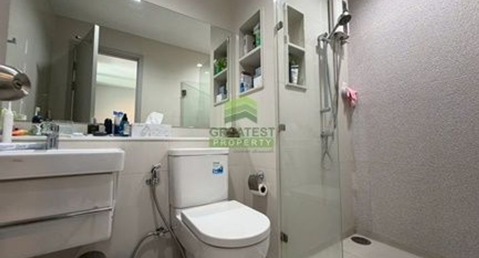 For sale 1 bed condo in Phra Khanong, Bangkok