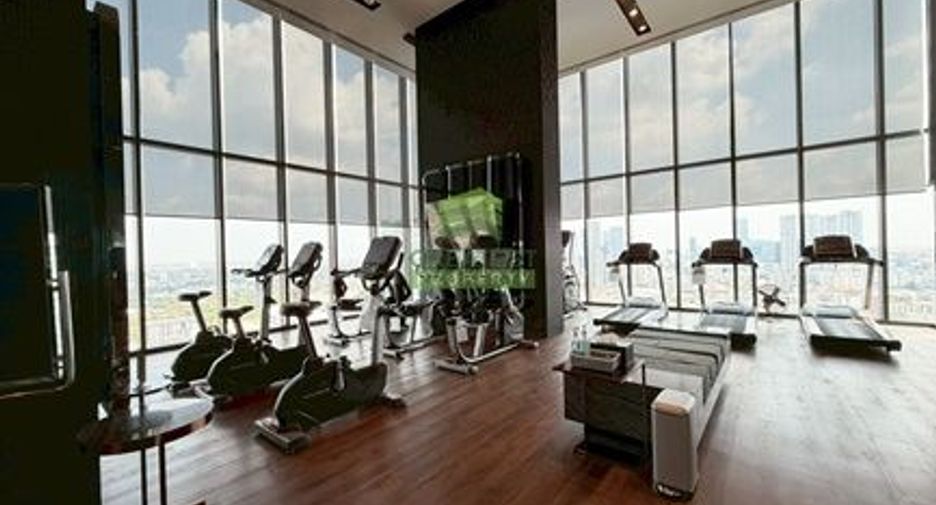 For sale 1 bed condo in Phra Khanong, Bangkok