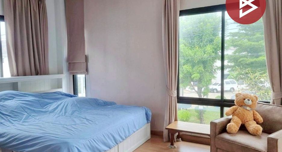 Продажа 4 спальни дом в Mueang Chon Buri, Чонбури