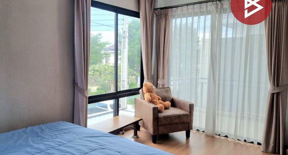 Продажа 4 спальни дом в Mueang Chon Buri, Чонбури