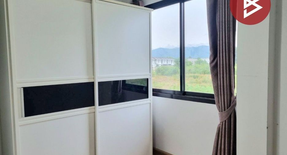 Продажа 4 спальни дом в Mueang Chon Buri, Чонбури
