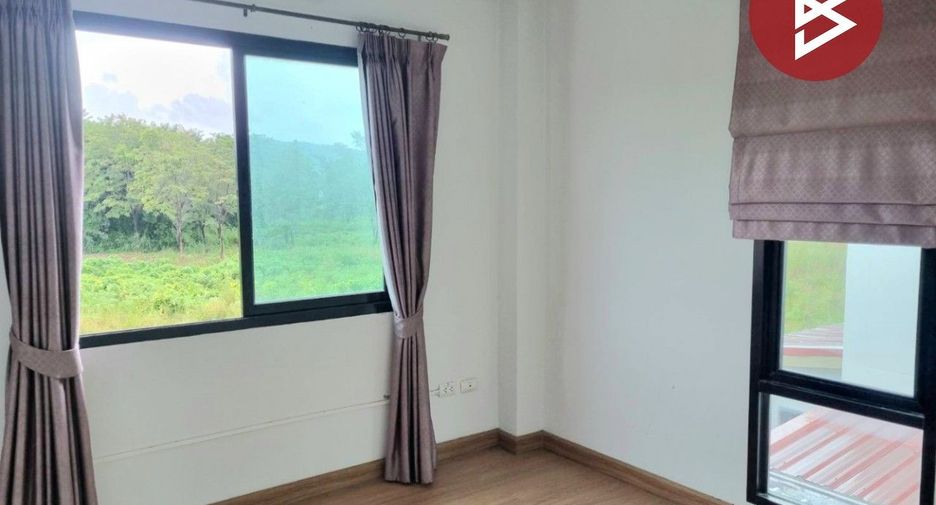 Продажа 4 спальни дом в Mueang Chon Buri, Чонбури