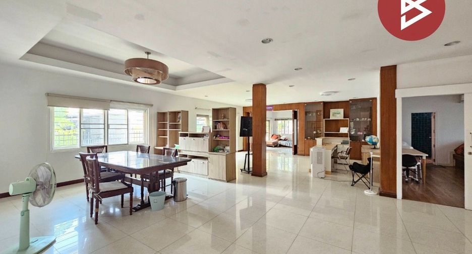 Casa en venta de 4 habitaciones en Mueang Chon Buri, Chonburi