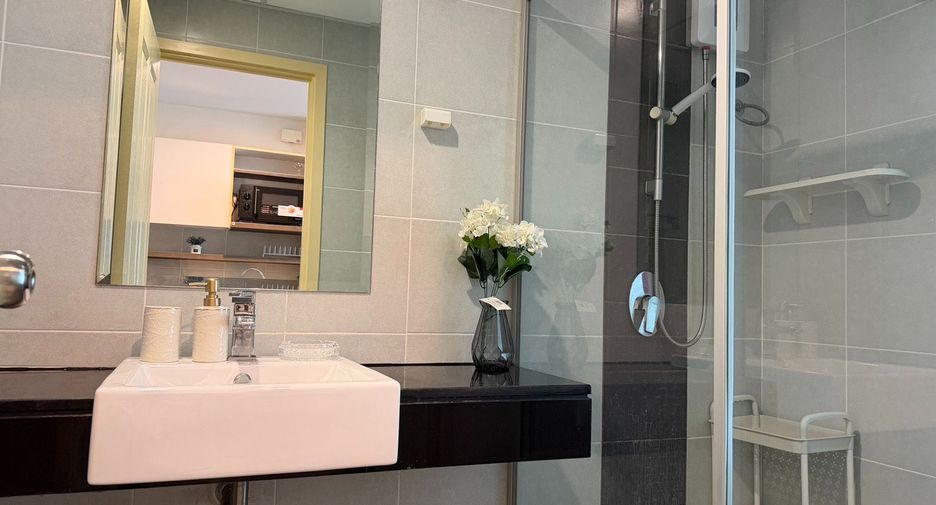For rent and for sale studio condo in Jomtien, Pattaya
