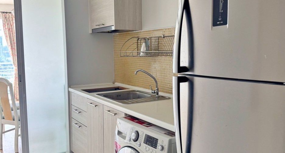 For rent 2 bedrooms condo in Ratchathewi, Bangkok