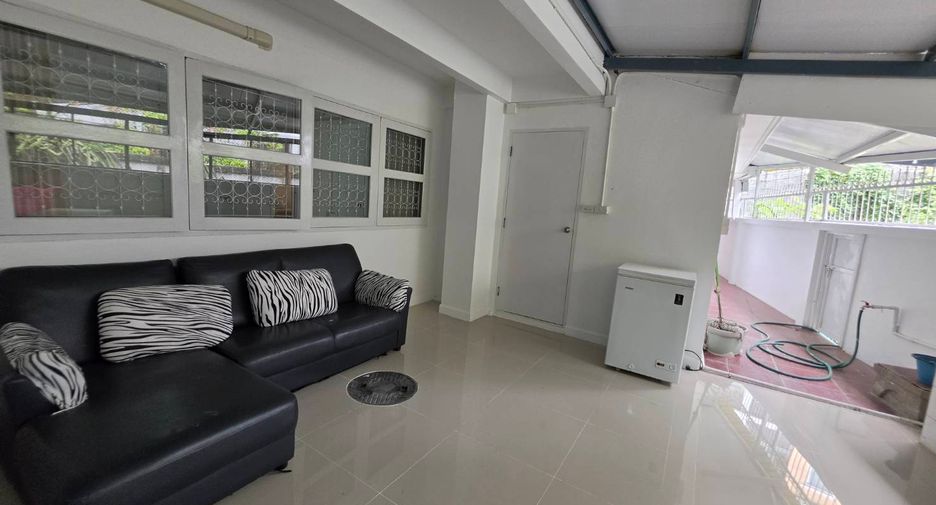 出租 6 卧室 独立屋 在 Mueang Chiang Mai, Chiang Mai