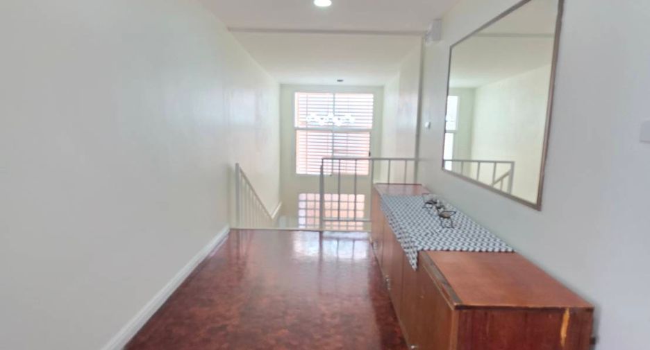 出租 6 卧室 独立屋 在 Mueang Chiang Mai, Chiang Mai