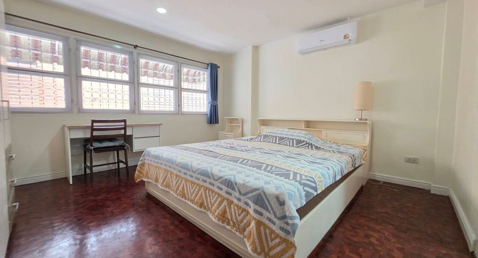 出租 6 卧室 独立屋 在 Mueang Chiang Mai, Chiang Mai