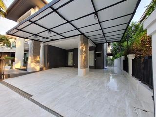 For rent 5 ベッドルーム house in Bang Khae, Bangkok