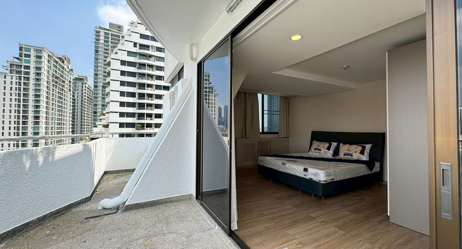 For rent 2 ベッドルーム condo in Watthana, Bangkok