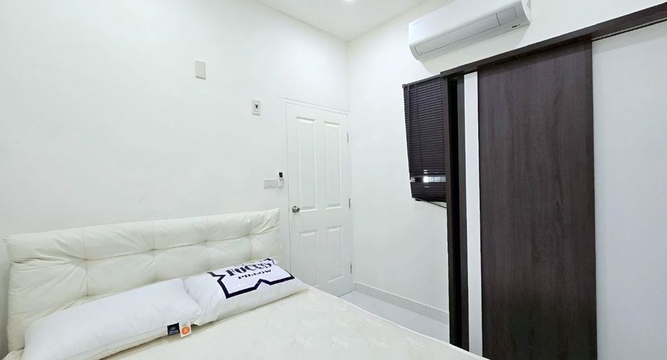 For rent 3 bedrooms house in East Pattaya, Pattaya