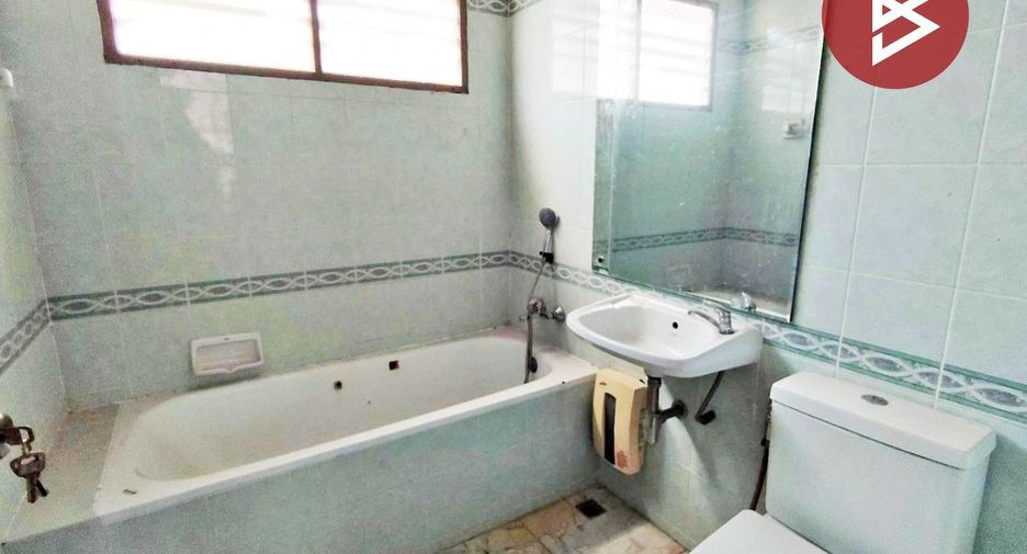 Casa en venta de 3 habitaciones en Thung Khru, Bangkok