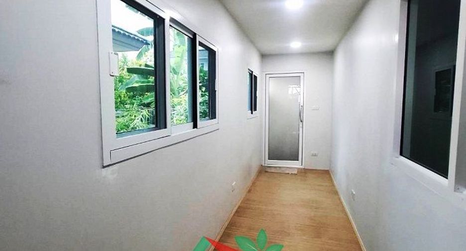 For sale 3 bedrooms townhouse in Khan Na Yao, Bangkok