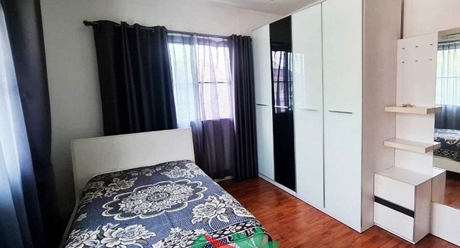 For sale 3 bedrooms townhouse in Khan Na Yao, Bangkok