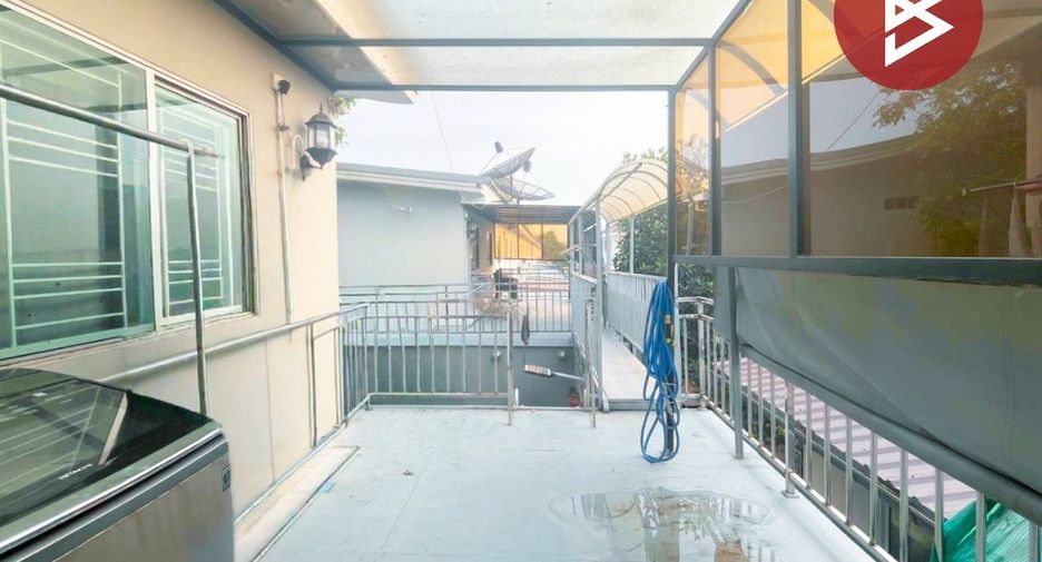 For sale 3 ベッドルーム retail Space in Phutthamonthon, Nakhon Pathom