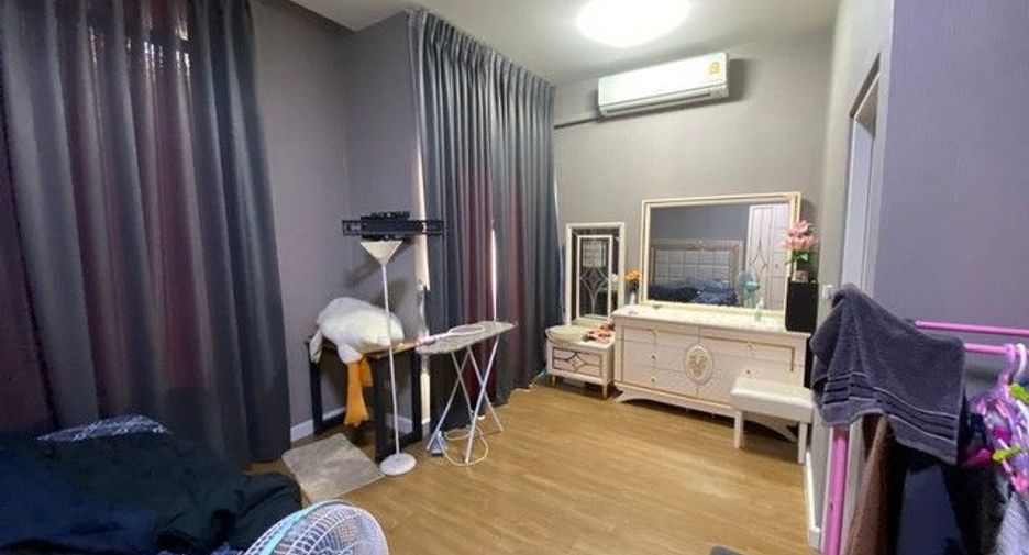 For rent 3 bedrooms house in Thanyaburi, Pathum Thani