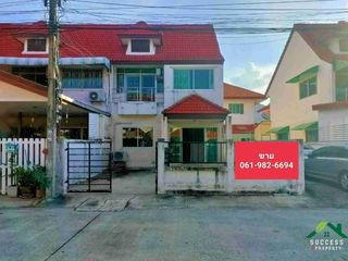 Reihenhaus zum Kauf mit 4 Zimmer in Mueang Samut Prakan, Samut Prakan