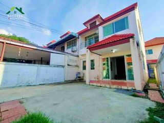 Reihenhaus zum Kauf mit 4 Zimmer in Mueang Samut Prakan, Samut Prakan