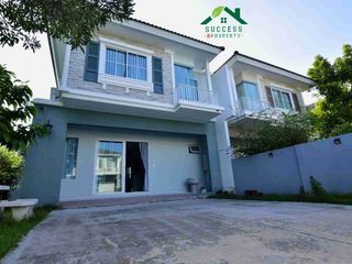 À vendre 3 chambres maison à Phra Samut Chedi, Samut Prakan