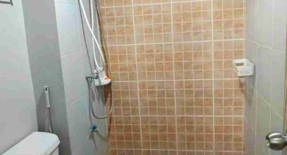 For sale 1 bed condo in Mueang Samut Prakan, Samut Prakan