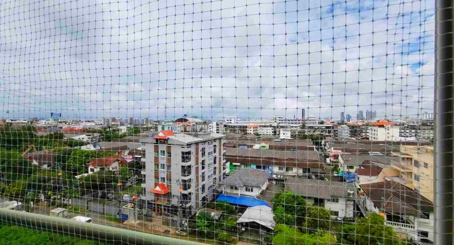 For sale 1 bed condo in Mueang Samut Prakan, Samut Prakan