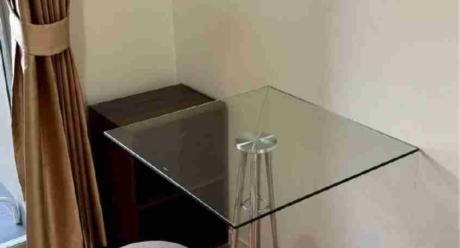 For sale 1 bed condo in Mueang Samut Prakan, Samut Prakan
