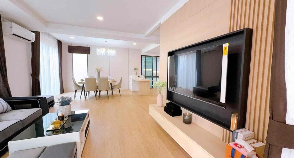 For rent 4 bedrooms house in Bang Lamung, Chonburi