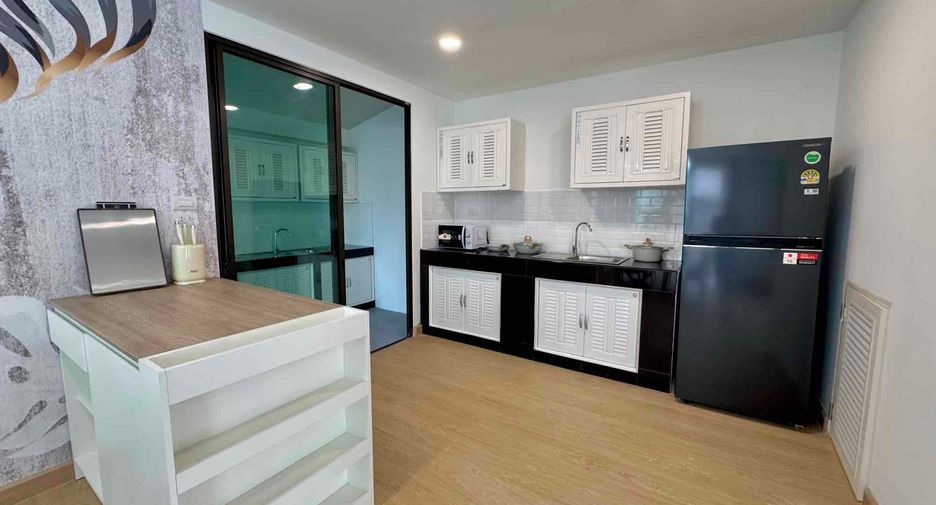 For rent 4 bedrooms house in Bang Lamung, Chonburi
