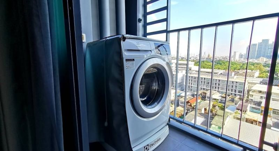 For rent 1 bed condo in Phra Khanong, Bangkok