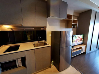 Wohnung zur Miete mit 1 Zimmer in Phra Khanong, Bangkok