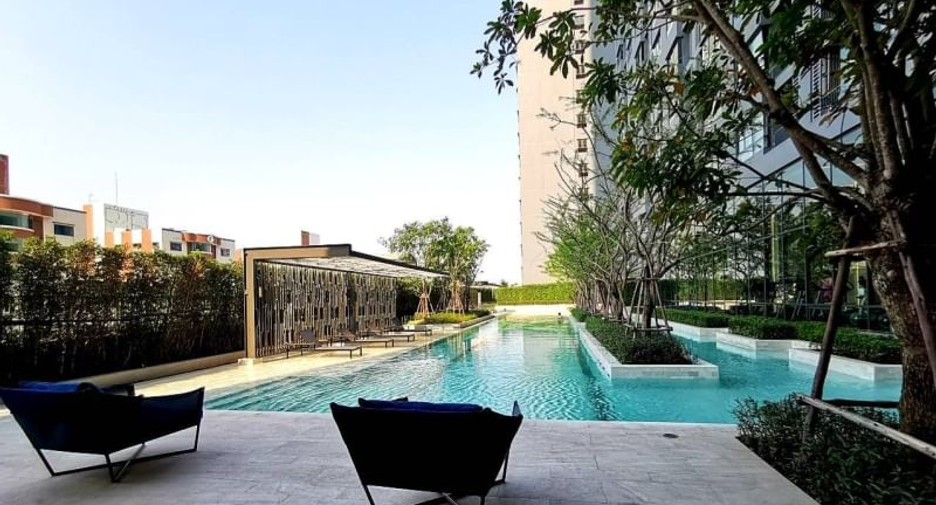 For rent 1 bed condo in Phra Khanong, Bangkok