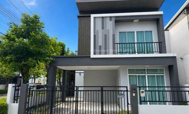 For rent 3 bedrooms house in Si Racha, Chonburi