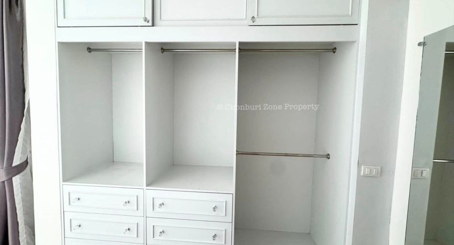 For rent 3 bedrooms house in Si Racha, Chonburi