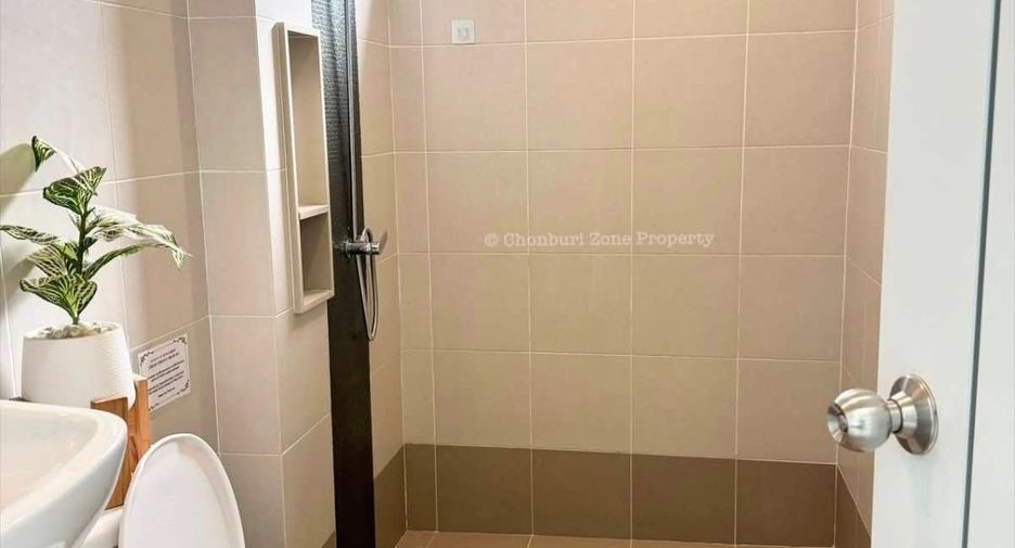 For rent 3 bedrooms house in Si Racha, Chonburi