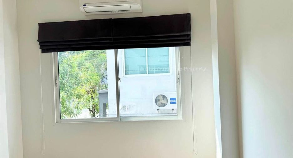 For rent 3 bedrooms house in Si Racha, Chonburi