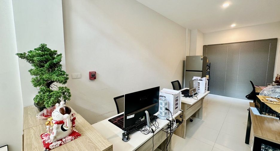 For sale 2 bedrooms townhouse in Nong Khaem, Bangkok