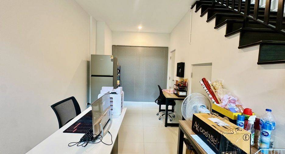 For sale 2 bedrooms townhouse in Nong Khaem, Bangkok
